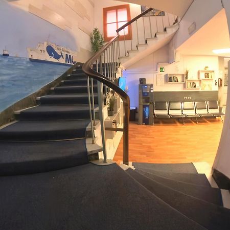 Giappone Inn Parking Hotel Livorno Kültér fotó