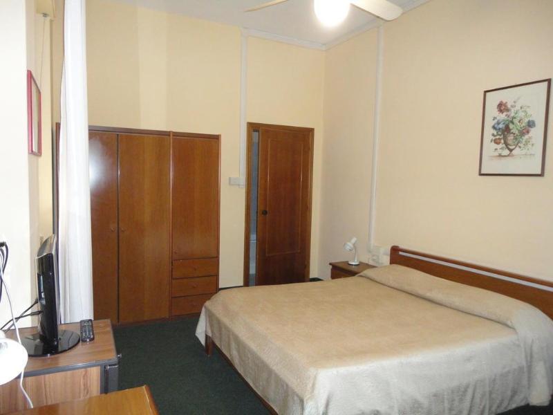 Giappone Inn Parking Hotel Livorno Kültér fotó