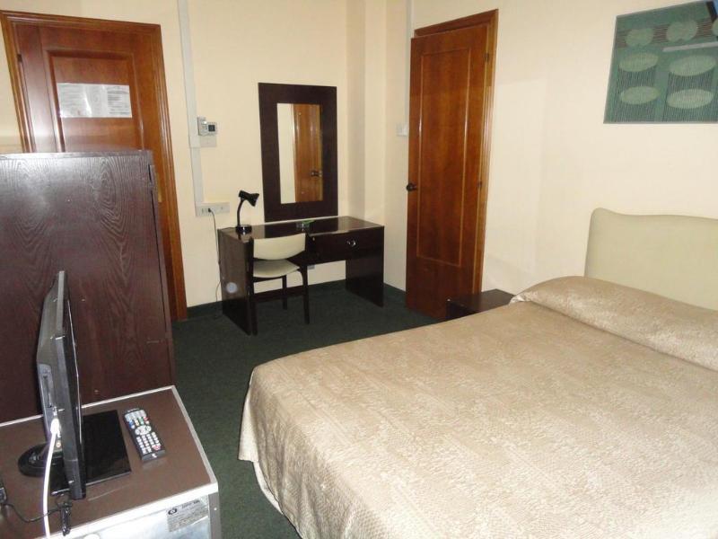 Giappone Inn Parking Hotel Livorno Kültér fotó