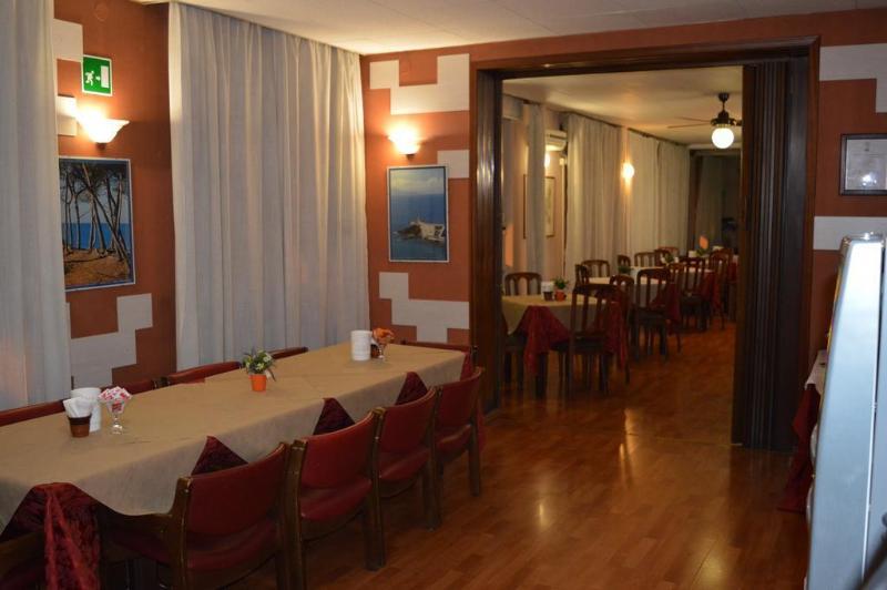 Giappone Inn Parking Hotel Livorno Kültér fotó