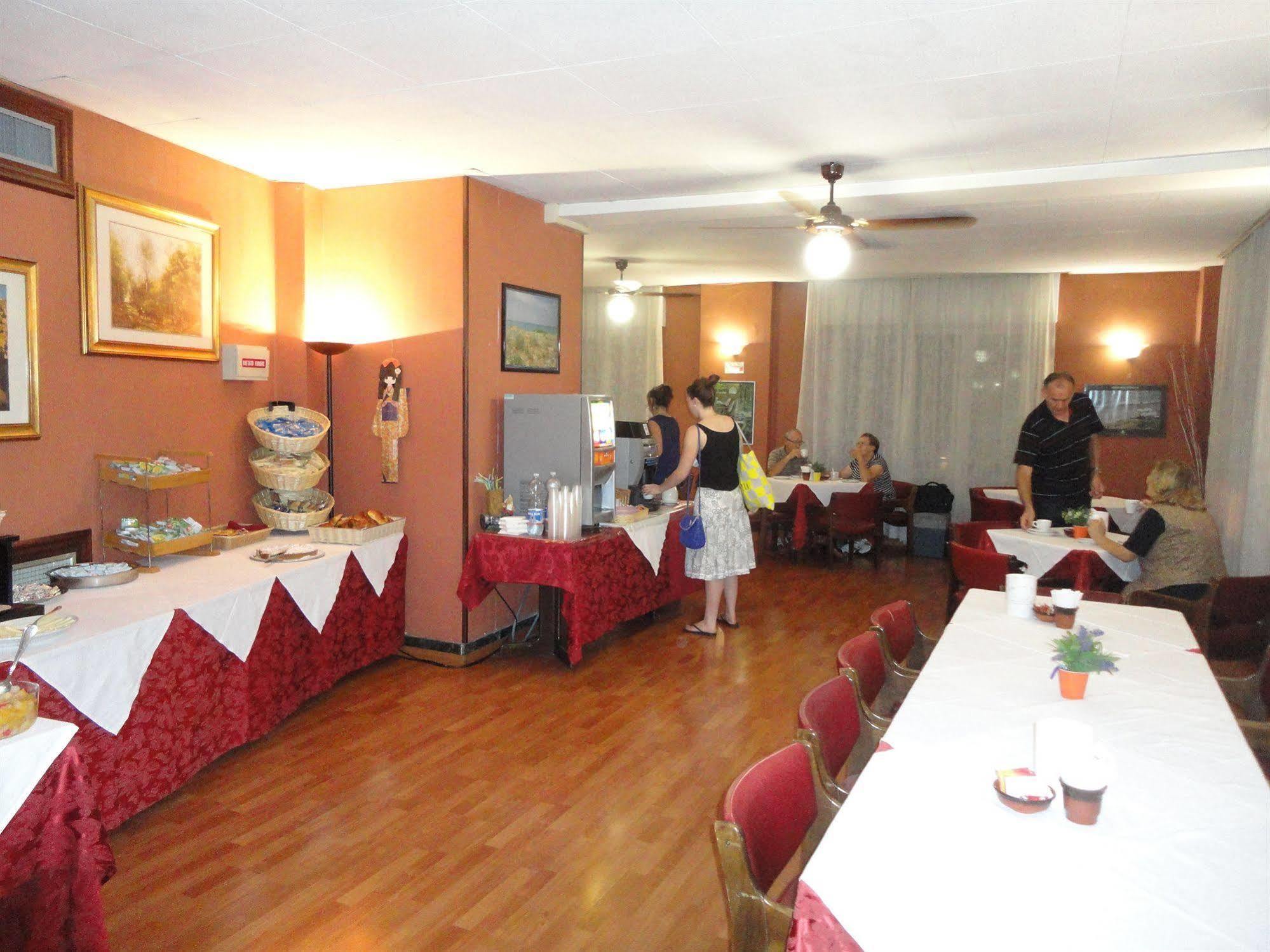 Giappone Inn Parking Hotel Livorno Kültér fotó